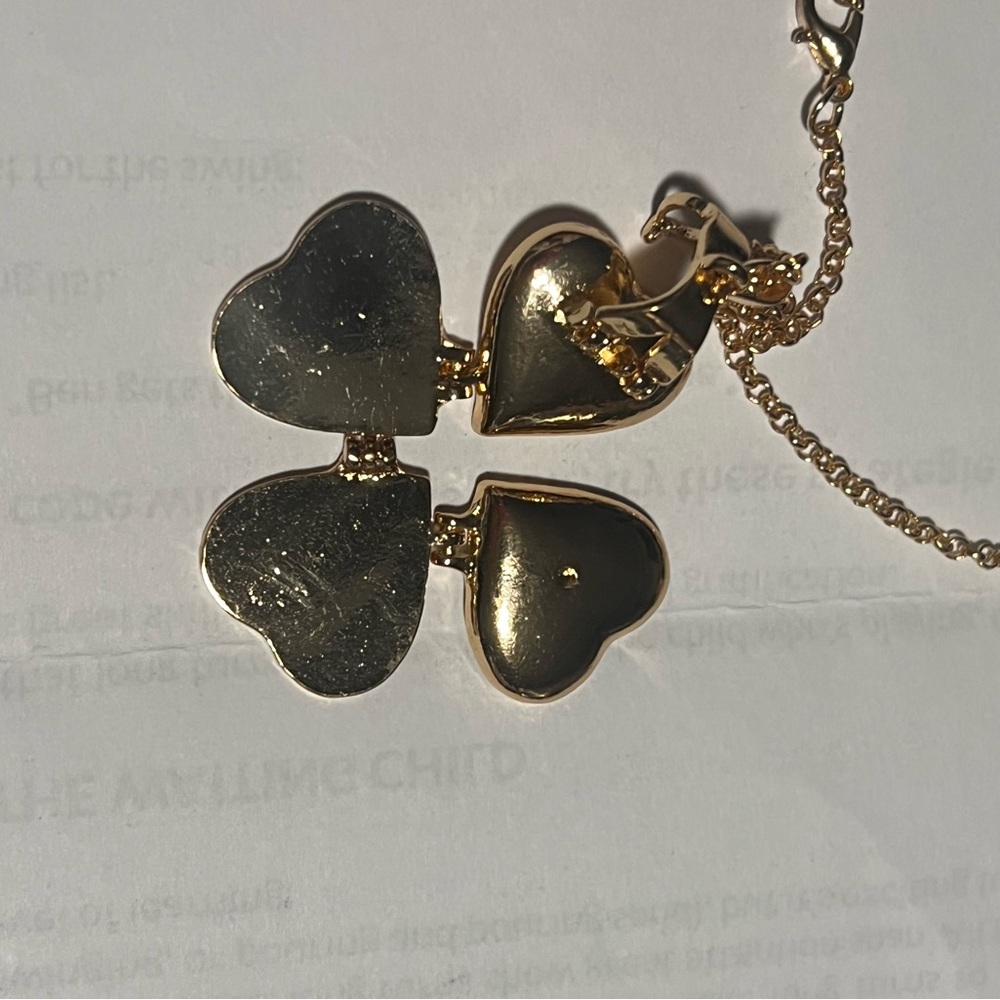 Gold Heart Locket Necklace - Picture 5 of 5